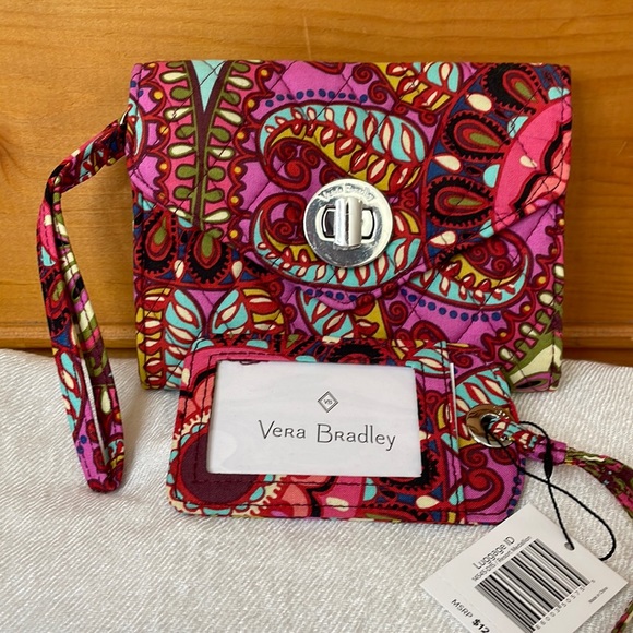 Vera Bradley Handbags - NWT 2-pc Vera Bradley: wristlet & luggage ID tag, both “resort medallion” print